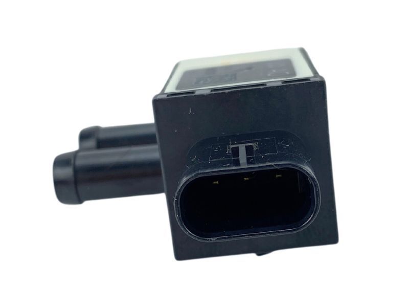 04L 906 051 AB VAG Датчик тиску вихлопних газів VW T6 / Crafter / Golf VII / Audi A3 / A4 / A6 / Skoda Octavia 1.6D - 2.0D 2012- 04L 906 051 AB фото