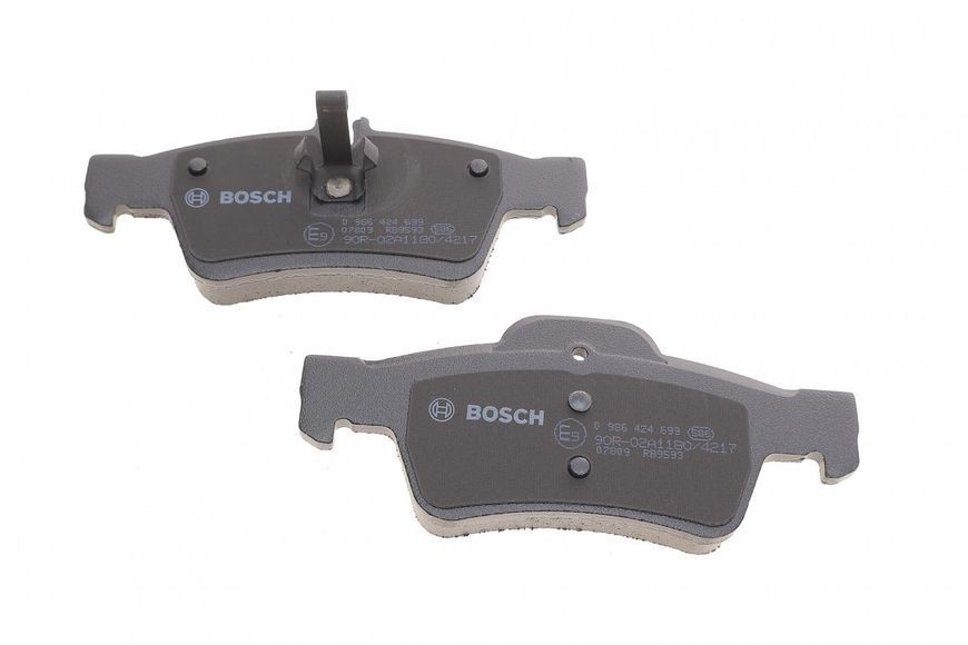 0 986 424 699 BOSCH Колодки гальмівні задні MB W211 / W212 / W220 / W221 0 986 424 699 фото