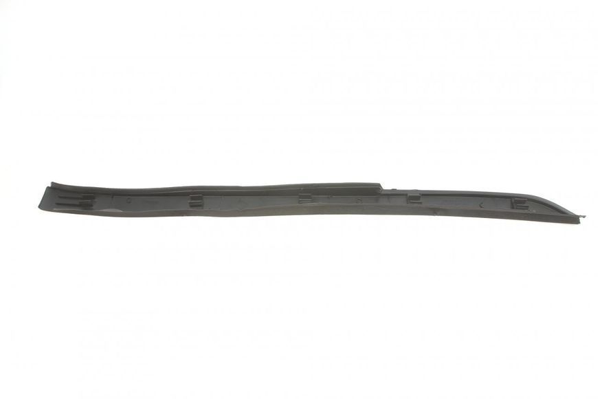 100 6909 AUTO TECHTEILE Накладка лобового скла MB Vito 638 1996 &ndash; 2003 R 100 6909 фото