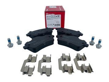P 50 100 BREMBO Колодки гальмівні задні MB ML / GL W166 2011- (без датчика) P 50 100 фото