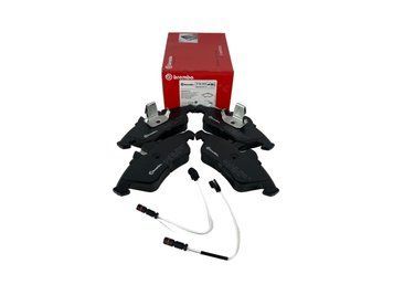 P 50 080 BREMBO Колодки гальмівні передні MB Sprinter 901 - 903 / VW LT 1995 - 2006 (з датчиками) P 50 080 фото