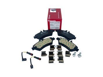 P 50 084 BREMBO Колодки гальмівні задні MB Sprinter 906 / VW Crafter 2006- (+ датчики) P 50 084 фото