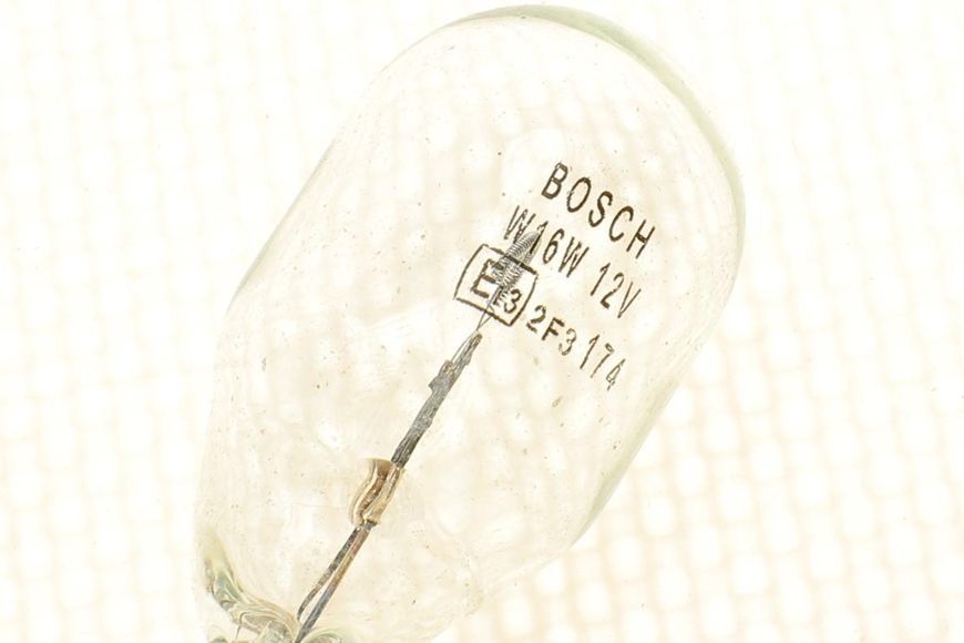 1 987 302 821 BOSCH Лампочка в габарит заднього ліхтаря (покажчика поворотів) (W16W) 12 V 1 987 302 821 фото