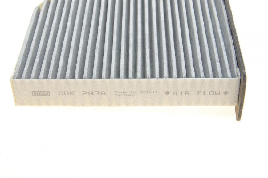 CUK 2939 MANN-FILTER Фільтр салону VW Caddy III / Touran / Passat / Golf V / VI 2004- (вугільний) CUK 2939 фото