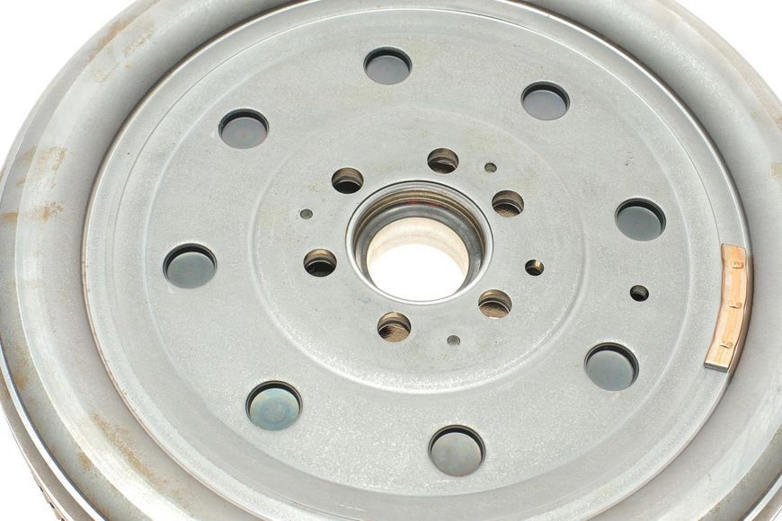 415 0574 10 LuK Демпфер VW T5 2.0 TDI (62-75-84 кВт) / Caddy III 2.0 TDI (81 кВт) 2010- 415 0574 10 фото