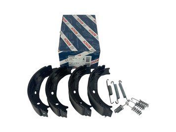 0 986 487 610 BOSCH Колодки ручника MB Sprinter 901 - 903 1995 - 2006 (у зборі) 0 986 487 610 фото