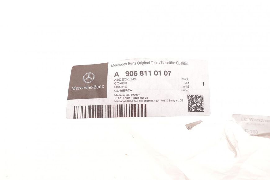 A 906 811 01 07 MERCEDES-BENZ Кутник дзеркала заднього виду MB Sprinter 906 2006-R A 906 811 01 07 фото